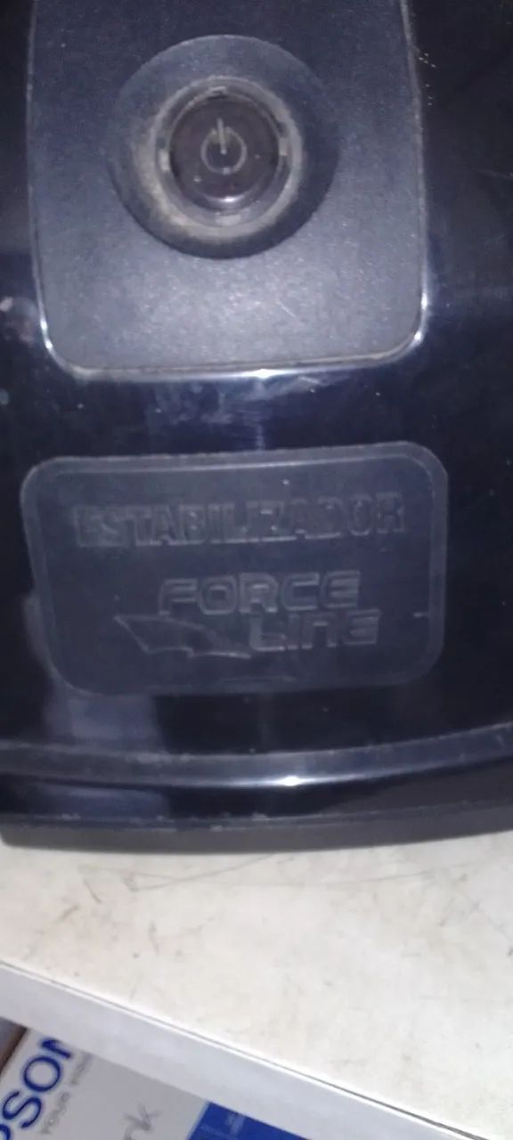 ESTABILIZADOR 500 VA FORCE LINE  - Foto 3