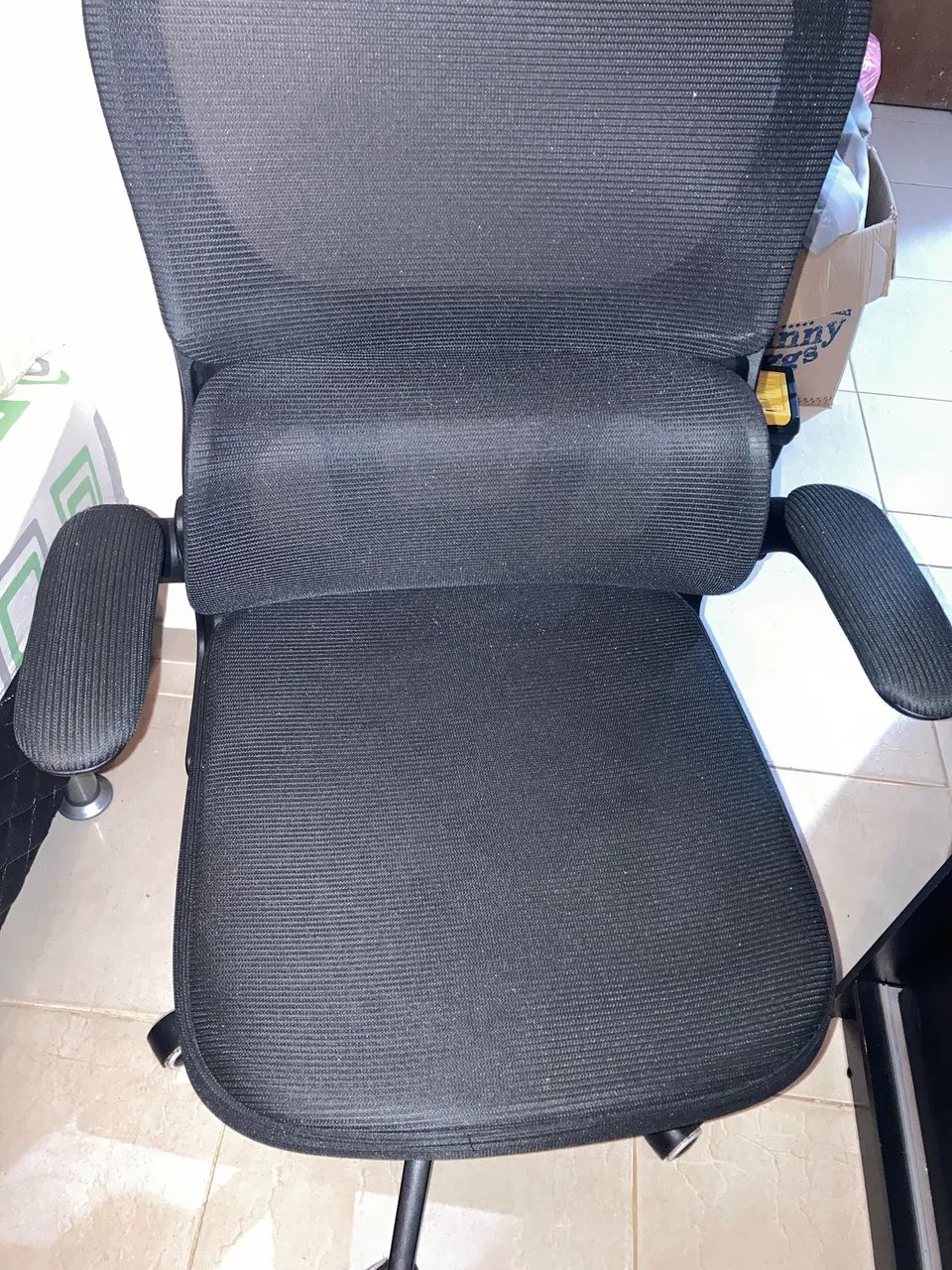 Cadeira Ergonômica LUVINCO SEMI NOVA - Foto 2