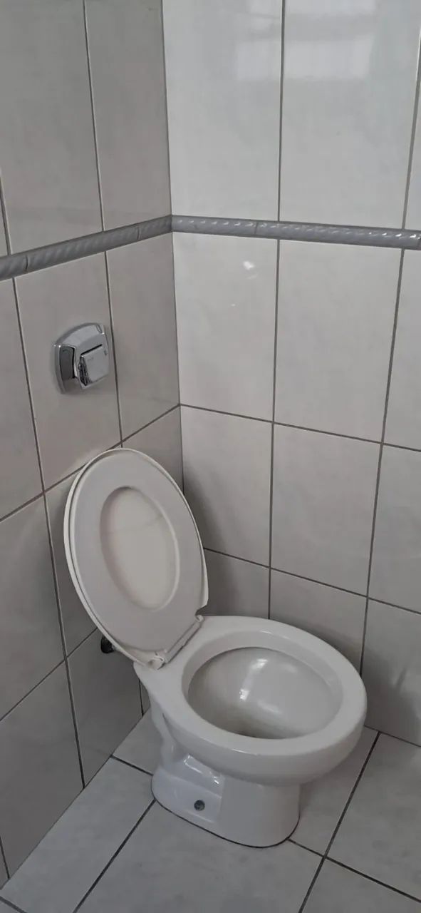 Alugo Sala Comercial, Ponte Imaroim 32 m2, Copa e Wc, Estacionamento. - Foto 3