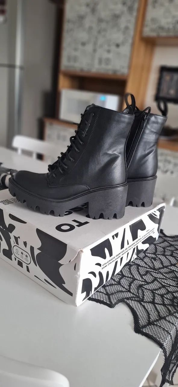 Bota Plataforma Emma Preto (Sem uso). - Foto 3