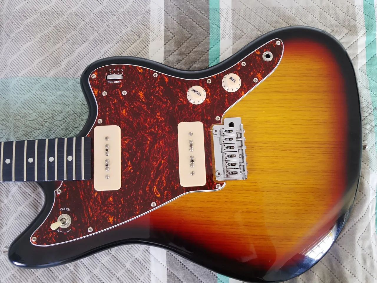 PREÇO PRA VENDER HOJE!!! Guitarra Tagima Jazzmaster  - Foto 3