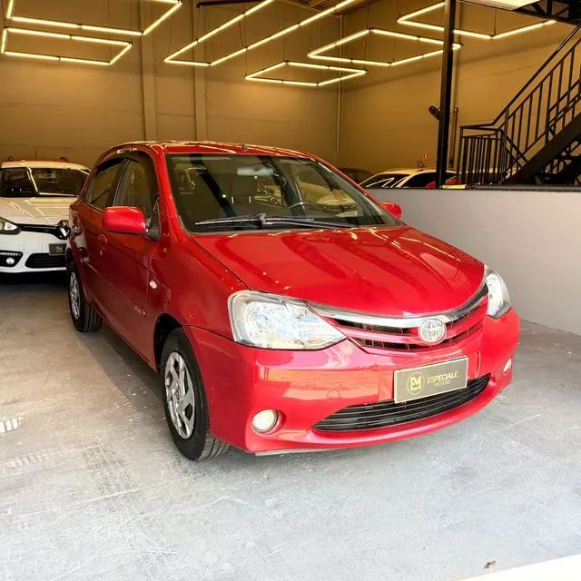 Toyota Etios 1.3 16V FLEX 2013