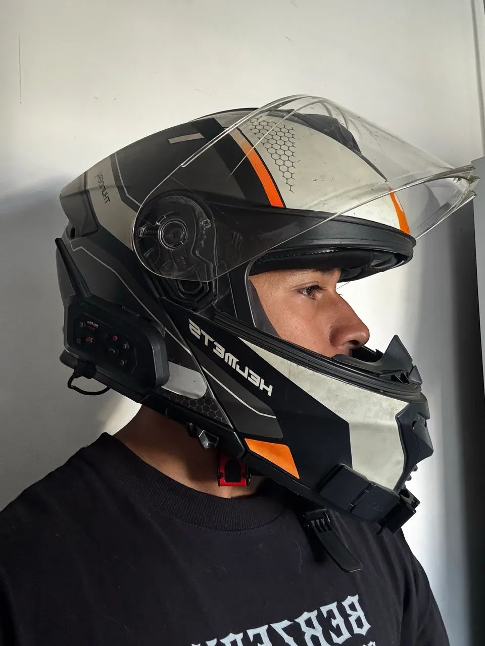 Capacete Tamanho M 57-58 ótimo estado  - Foto 4