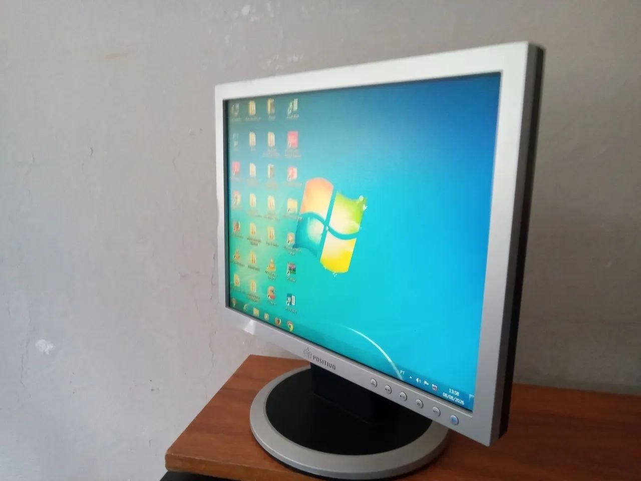 Monitor 15  positivo FIT PO15T105S  LCD - Foto 5