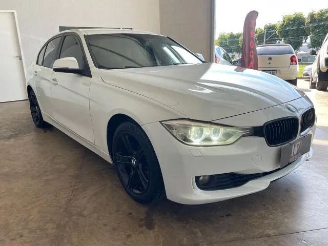 BMW 320I 2014