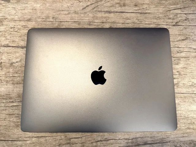 MacBook Pro 13 M2 2022 16GB 256GB Tela Nova com Caixa - Notebooks