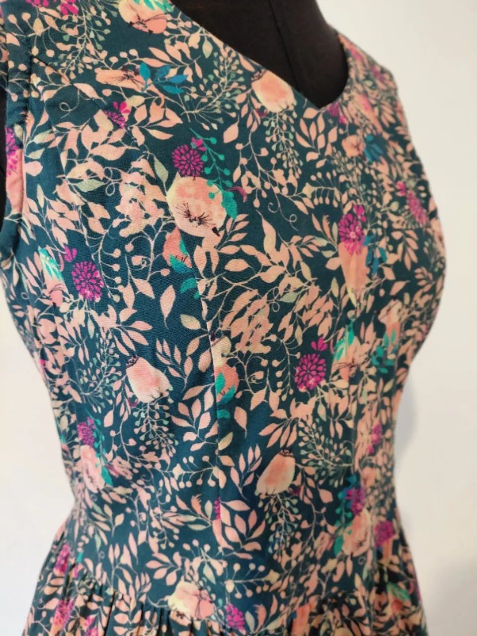 Vestido floral - Kitson - Foto 2