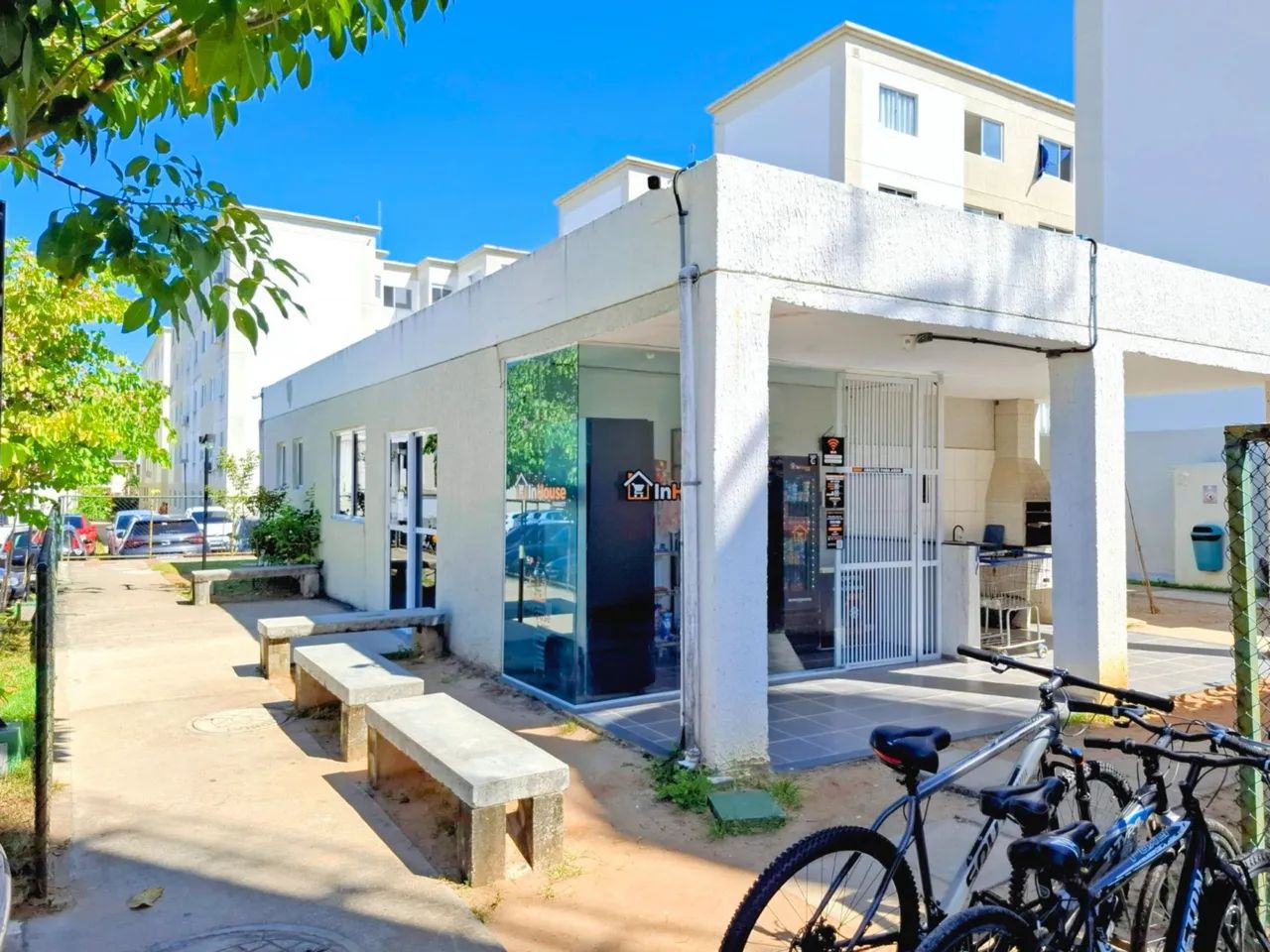 APARTAMENTO SAPIRANGA