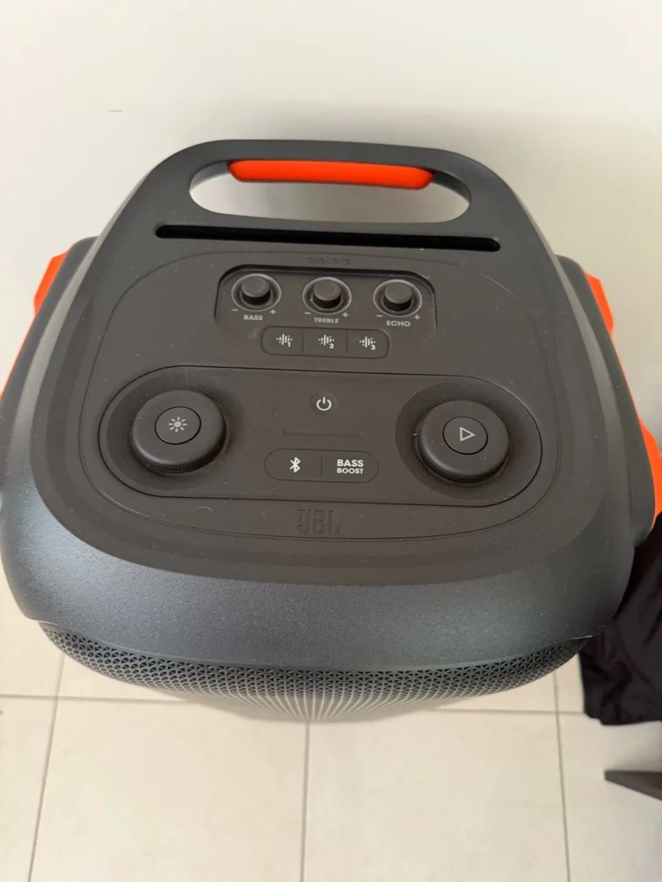Jbl 710 partybox