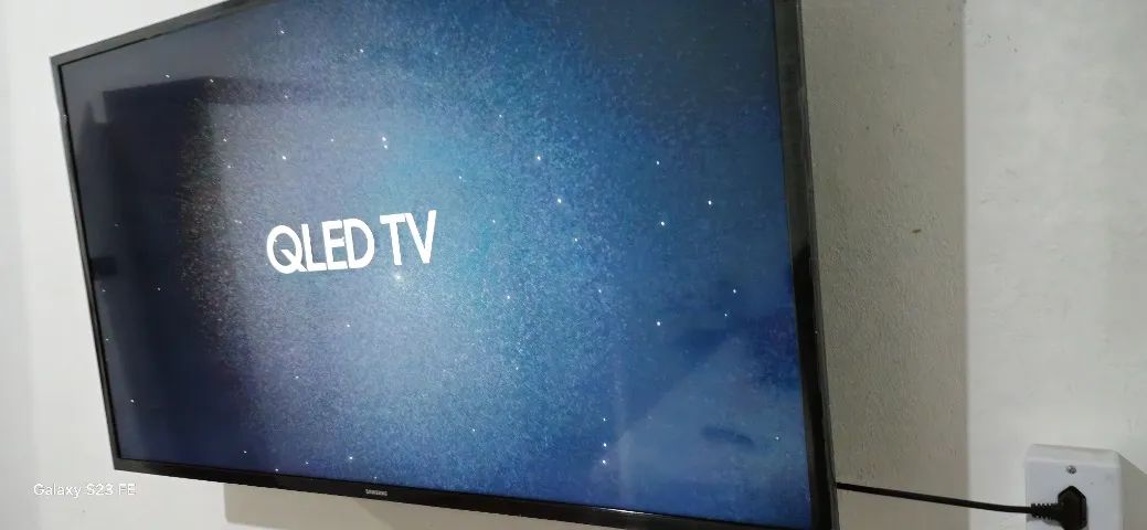 URGENTE: Smart TV Samsung 43" Impecável com NF!  - Foto 3