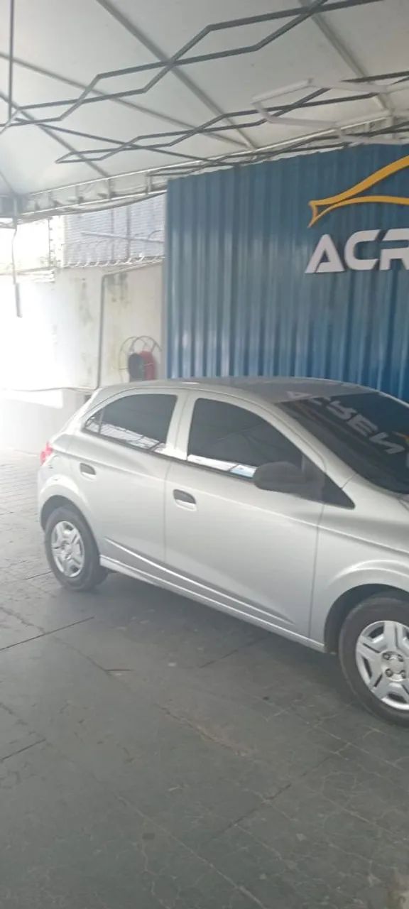 Chevrolet Onix JOY Hatch 1.0 8V Flex Mec. 4P 2018 - Foto 4