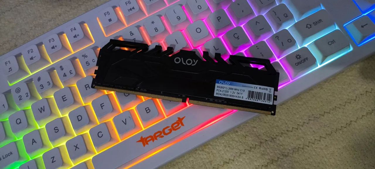 Memória ram OLOY 2666MHZ 8GB (NOVA)