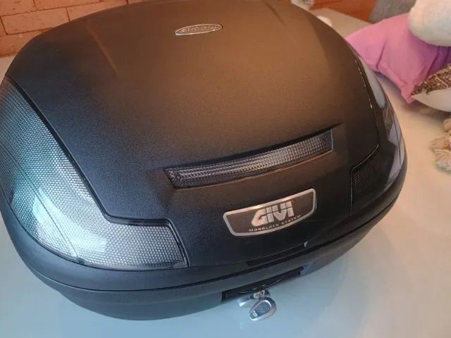 Baú Bauleto para Moto Modelo Givi E470, capacidade de 47 Litros - Foto 4