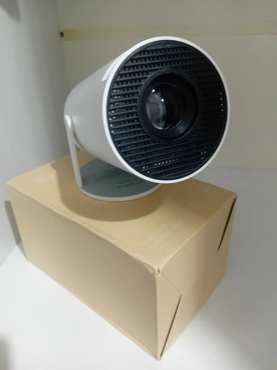 Projetor e Monitor PC 1080p (Android 13)