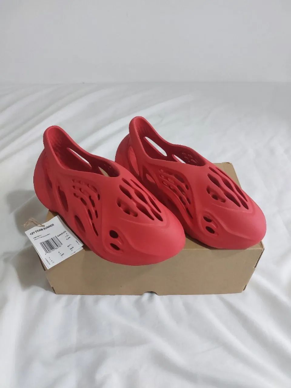 Yeezy Foam Runner Vermillion 38-39