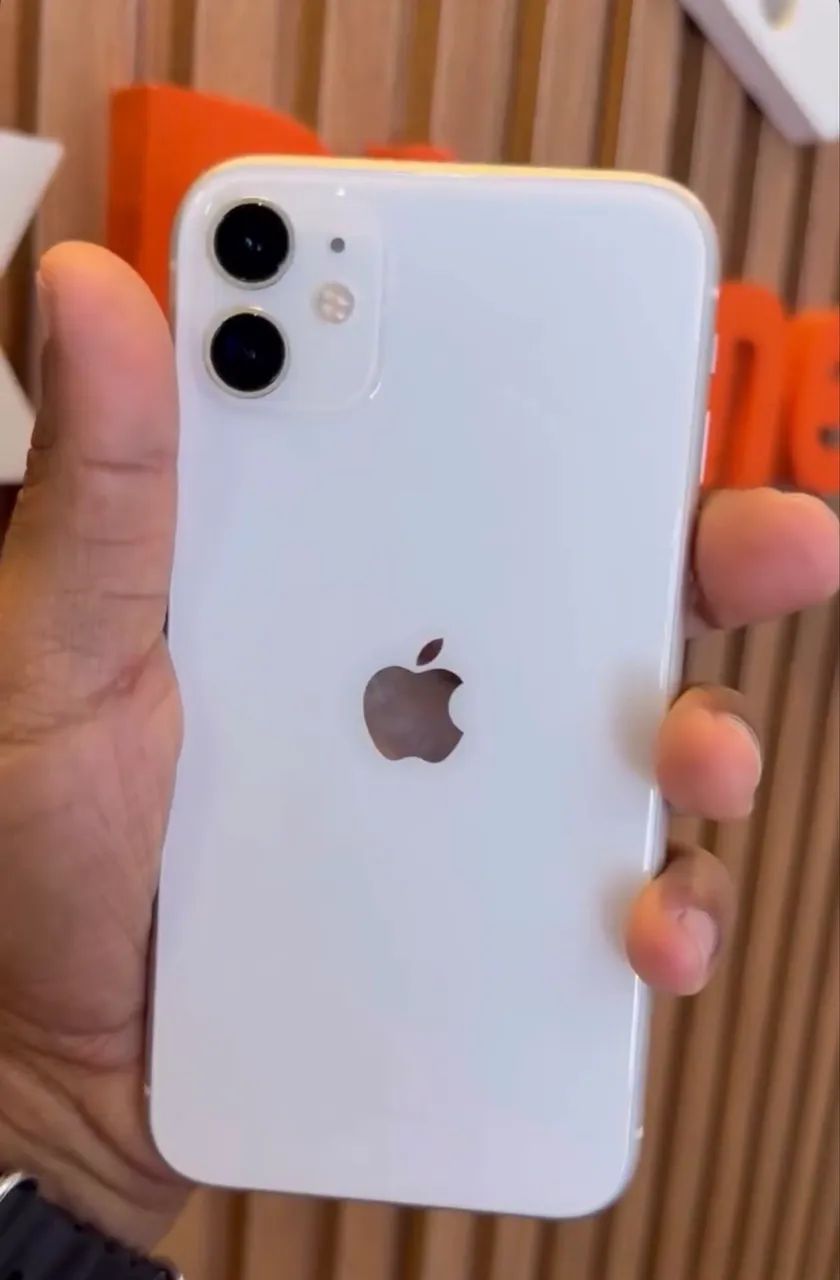 iPhone 11 branco de 64gb - Celulares e Smartphones - Jatiúca