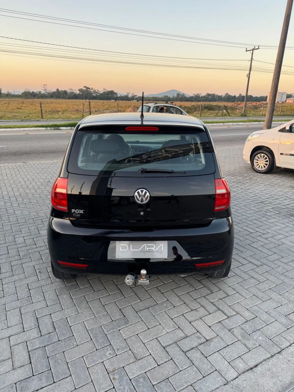 Volkswagen Fox 1.0 MI Total Flex 8V 5P 2013 - Foto 4