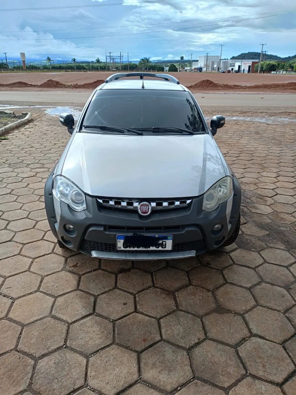 Fiat Palio Week.adv.lock.dualogic 1.8 Flex 2013 - Foto 2