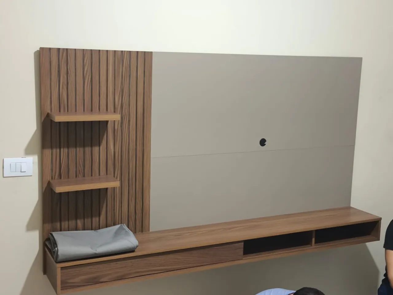 Painel de tv ripado - Foto 2
