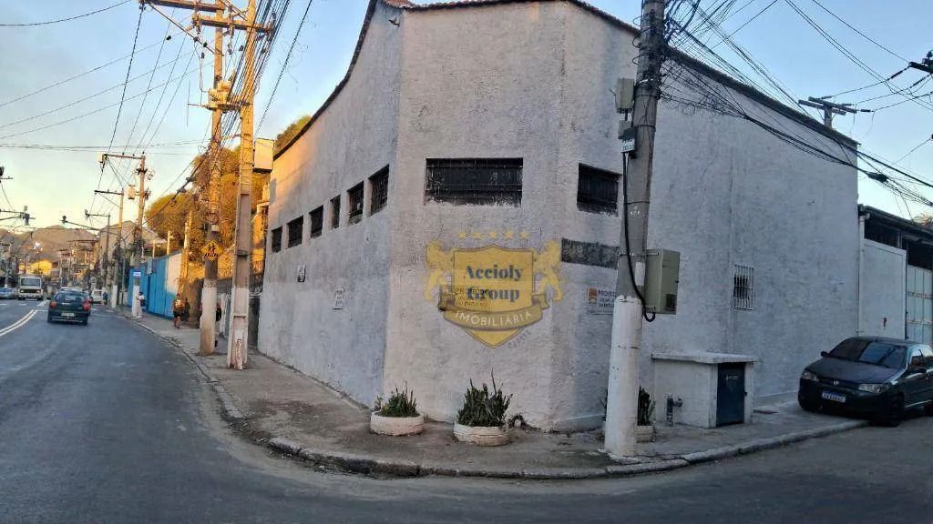 Galpão para alugar, 950 m² por R$ 5.930,00/mês - Barreto - Niterói/RJ