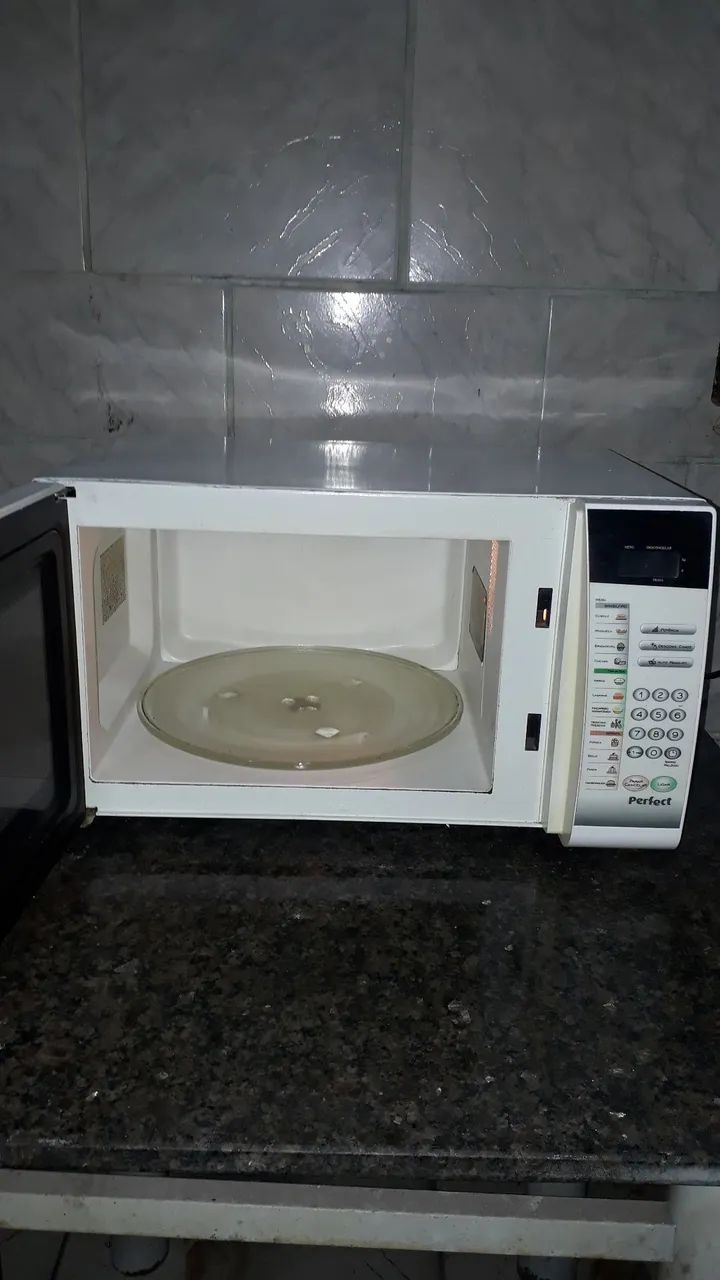Microondas Panasonic 28 litros funcionando perfeitamente.  - Foto 4