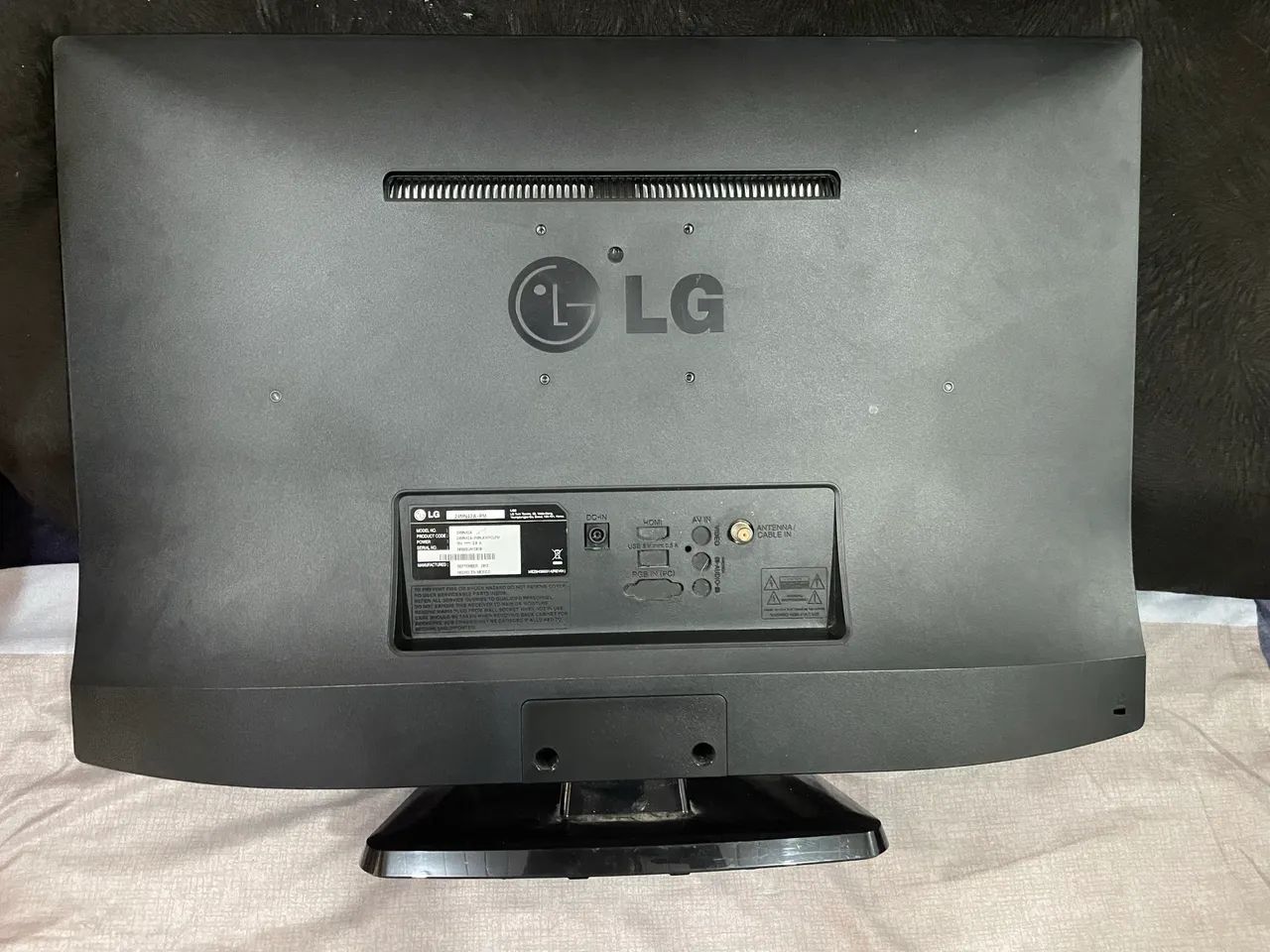 Vendo Tv 24 sem entradas USB 