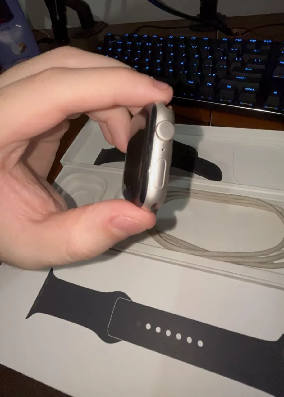 Apple Watch SE 3 44mm GPS Alumínio Estelar (Starlight) - Foto 4