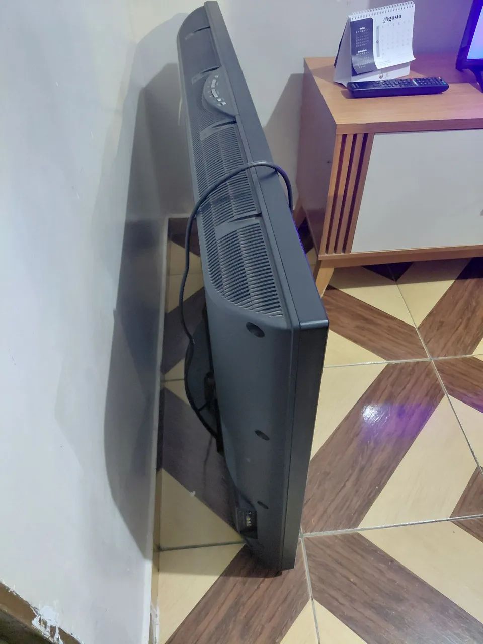 Vende -se TV SONY 49 POLEGADAS INTERESSADOS ME CHAMA NO ZAP * -   - Foto 3