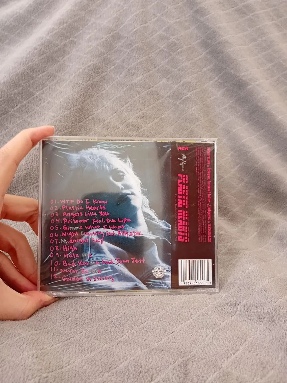CD Miley Cyrus - Plastic Hearts - Foto 2