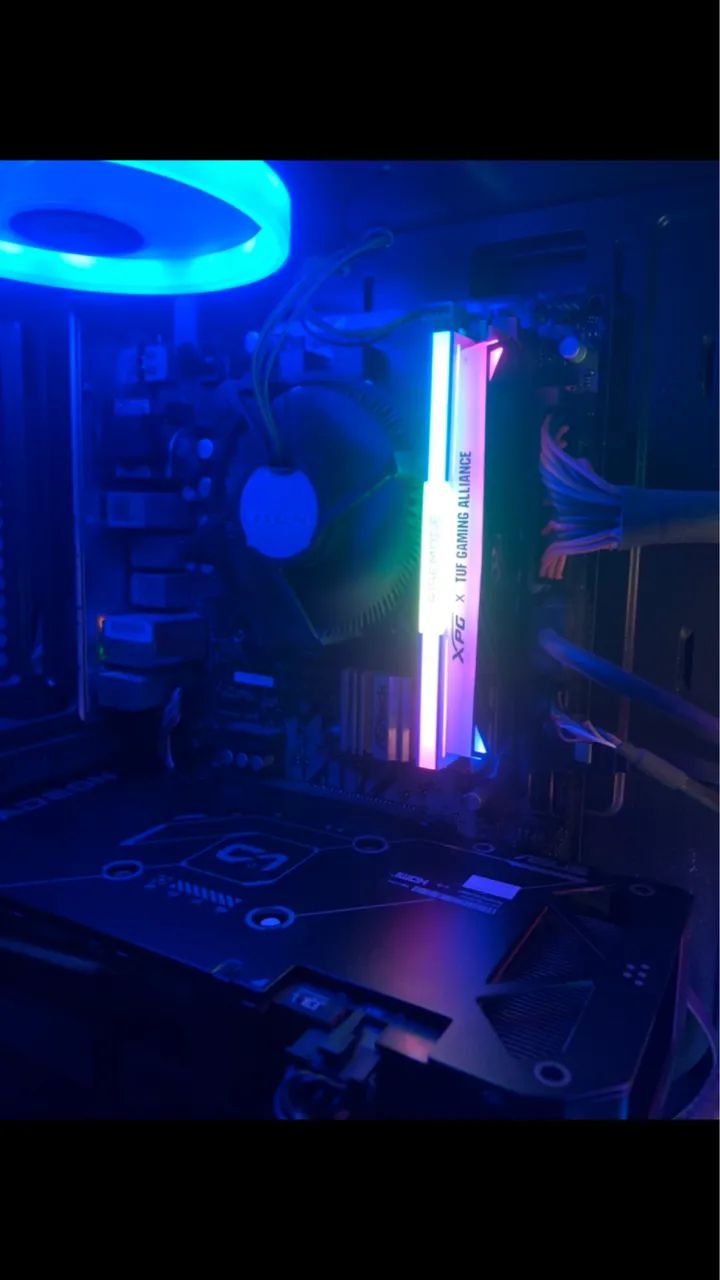 Memória ddr4 2x8g Rgb