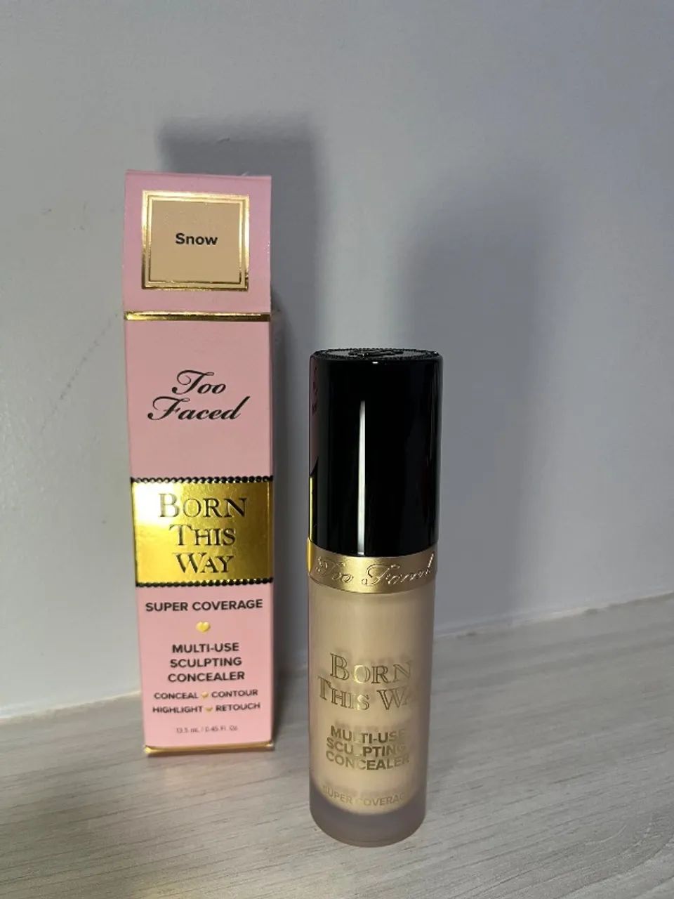 Corretivo Too Faced Born This Way Super Coverage Multi-Use Sculpting