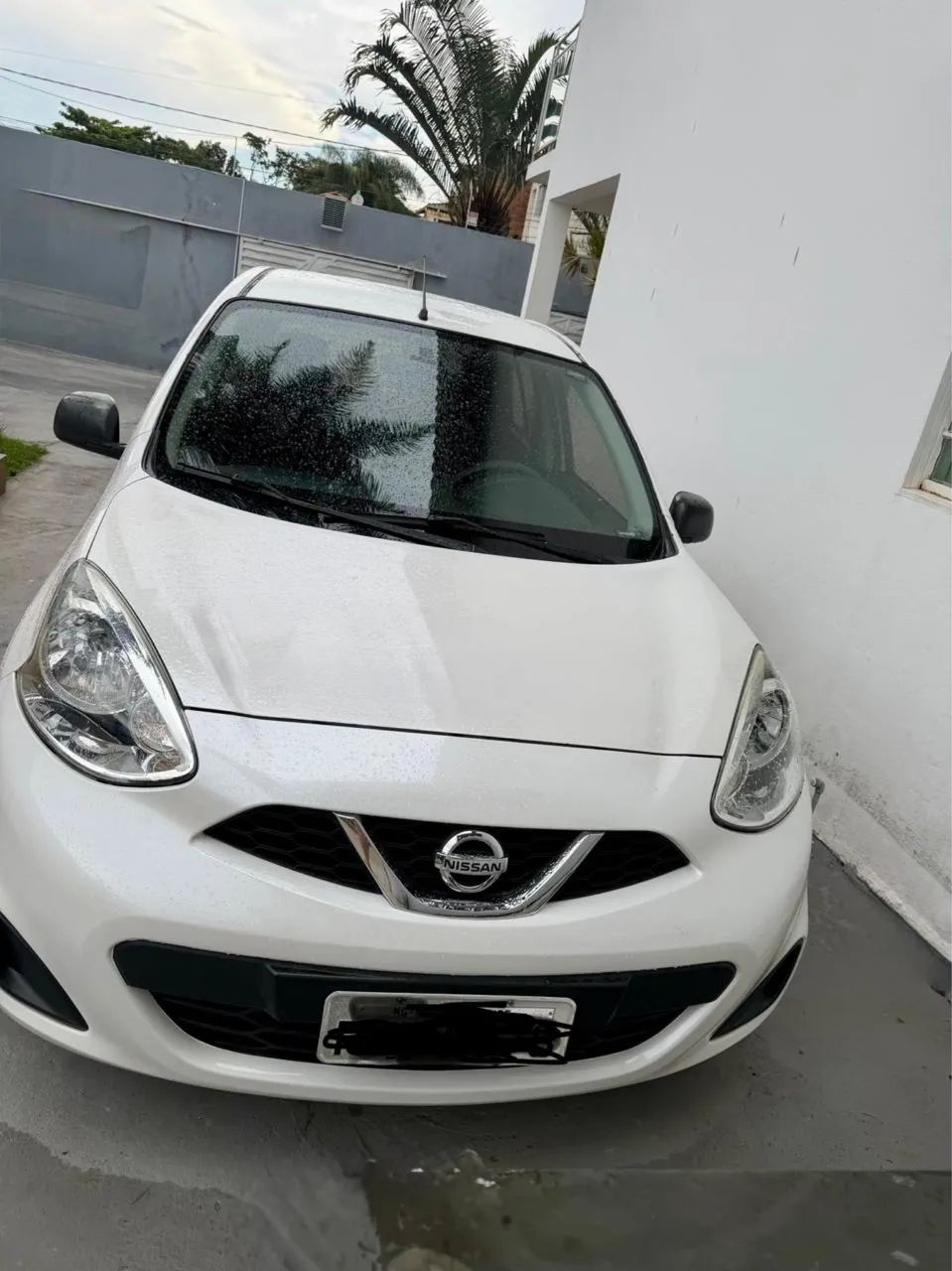 Nissan March 2016
