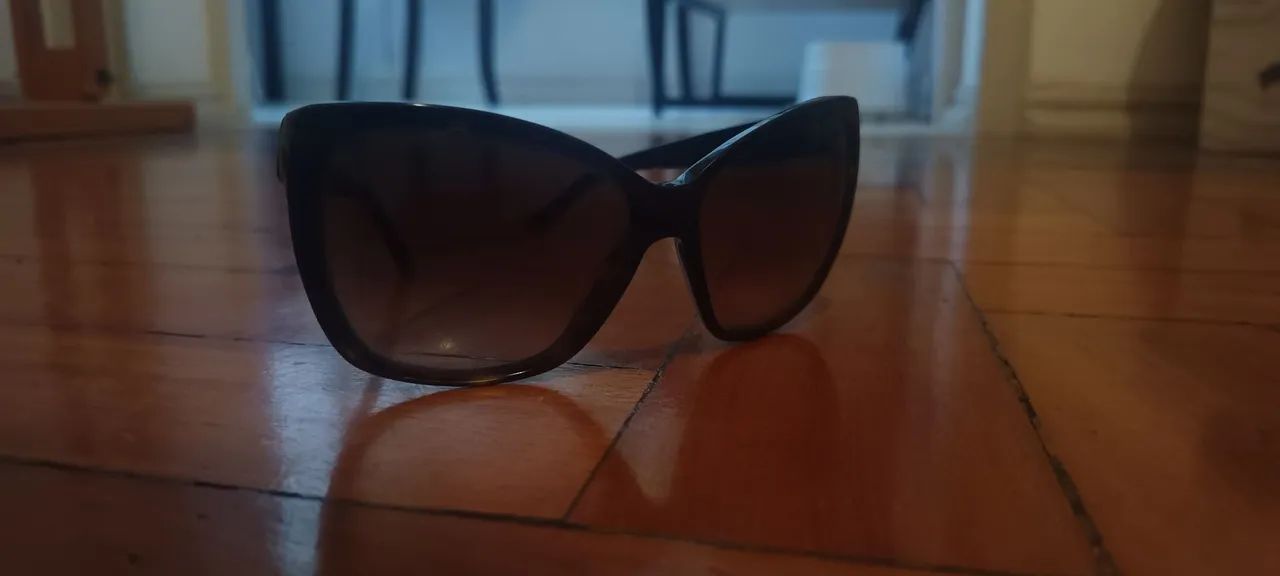 Óculos Escuros Dolce & Gabbana  - Foto 2