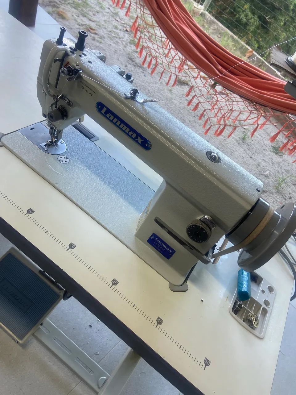 Máquina de costura Reta industrial - Foto 4