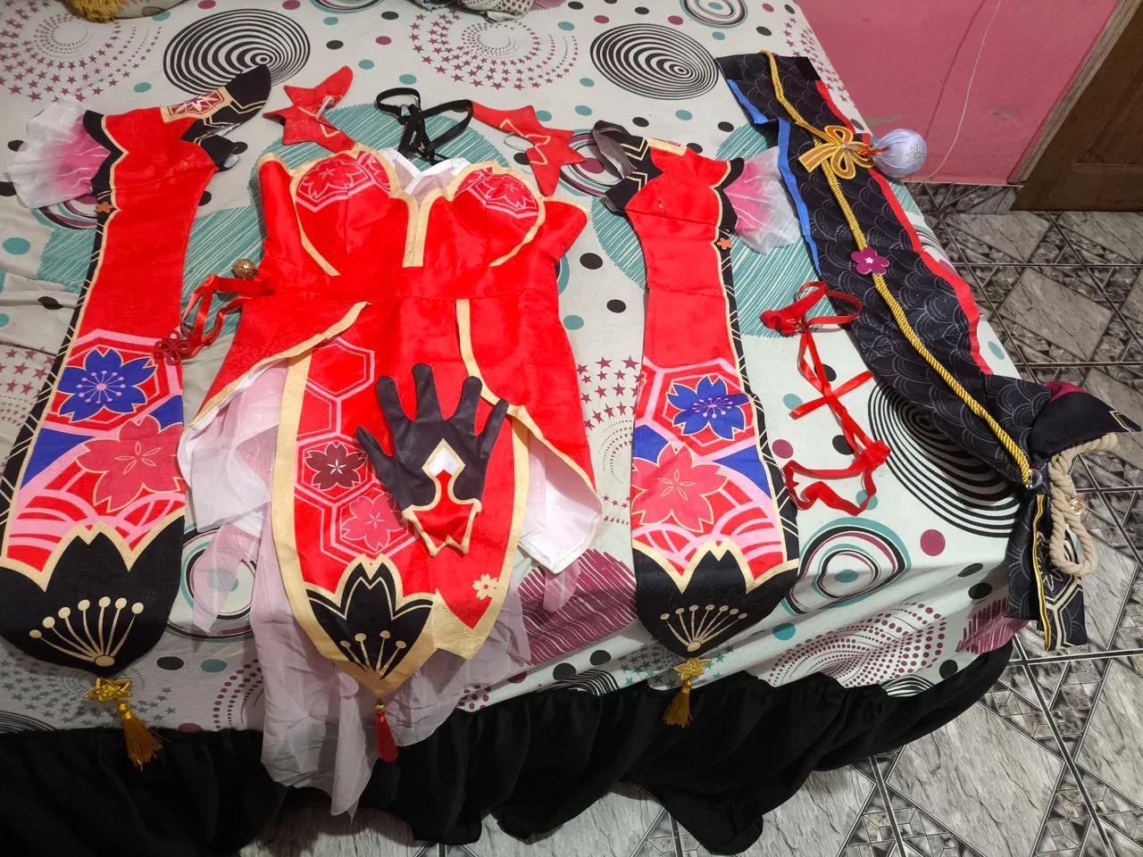 Vendo ou troco cosplay da Sparkle de honkai:star rail o tamanho é Xl 