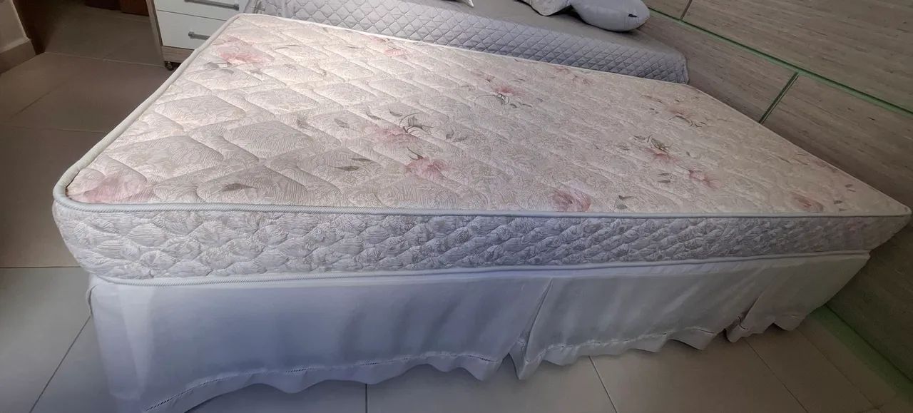 Cama box e auxiliar e colchão solteiro  - Foto 4