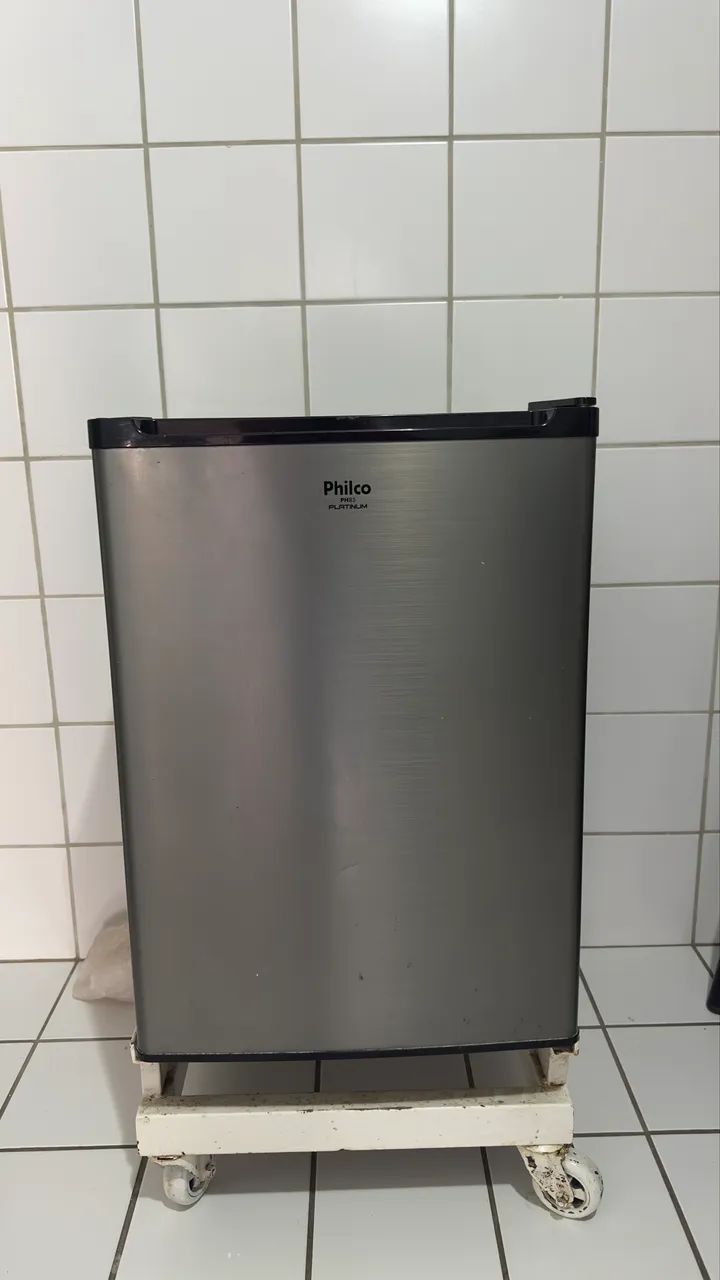 FRIGOBAR PHILCO PH85 - PLATINUM