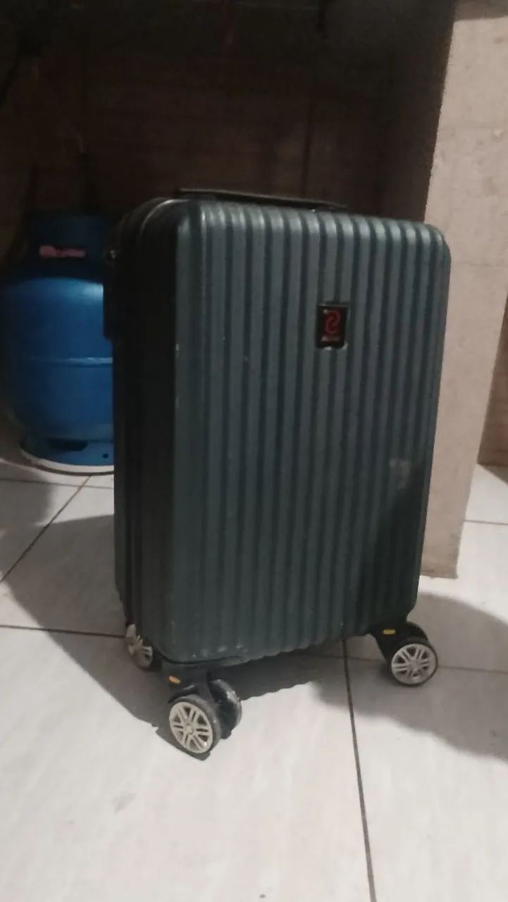Mala para viagem em perfeito estado  - Foto 3