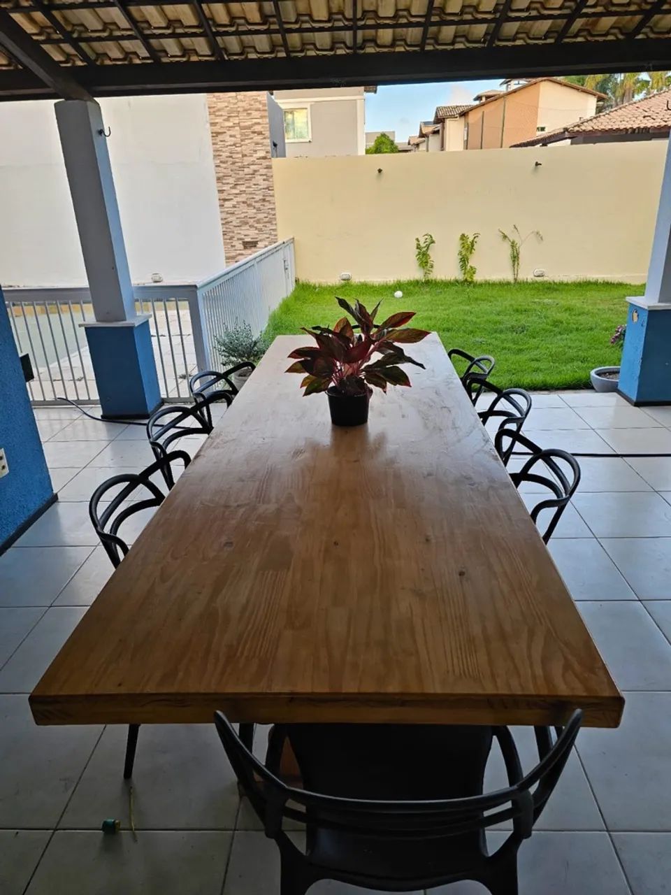 Mesa rústica de Madeira + 8 cadeiras  - Foto 3