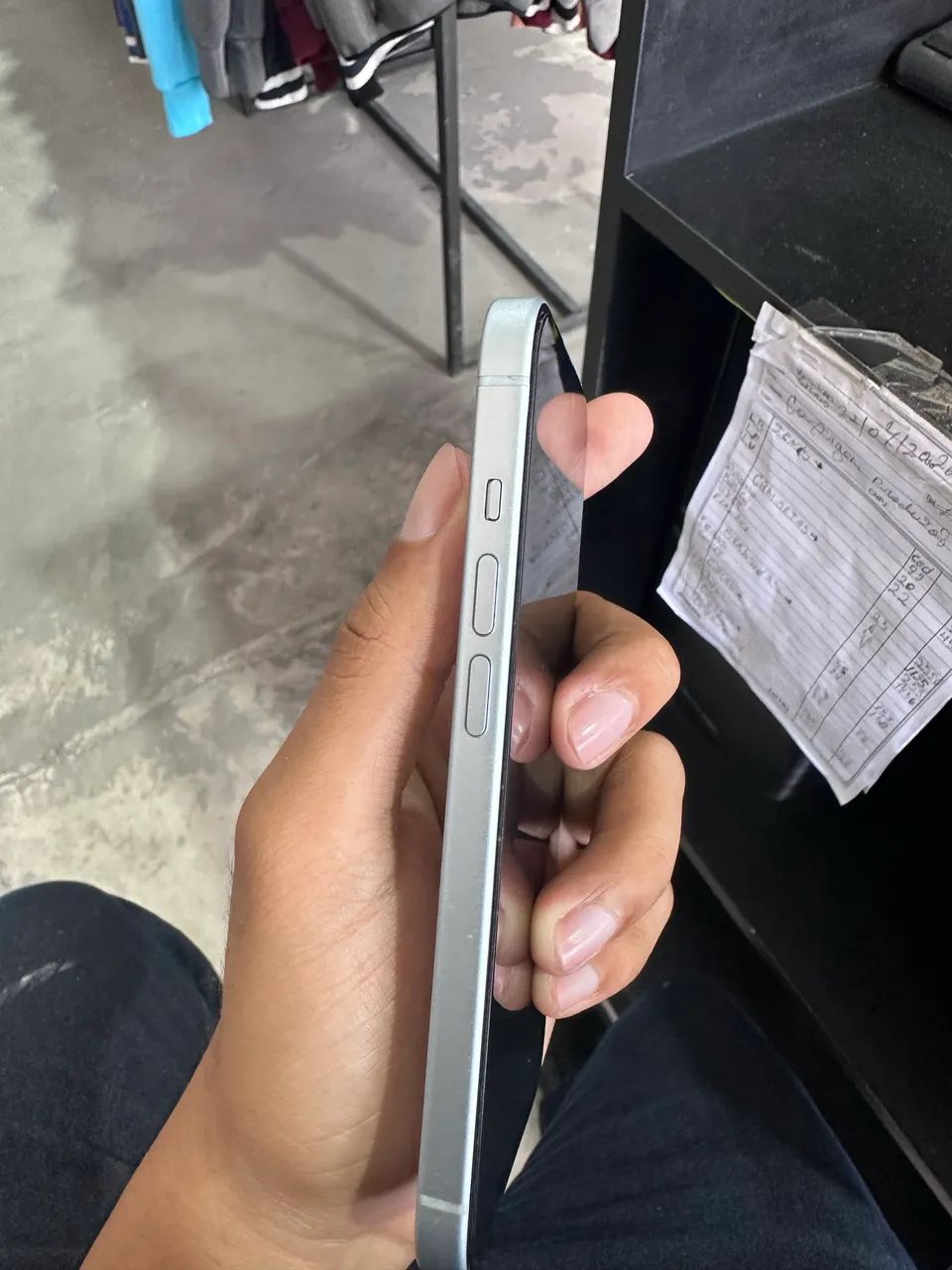IPHONE 15 - Foto 4
