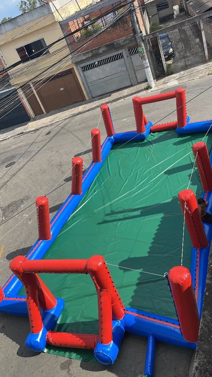 Futebol de sabão fechado 