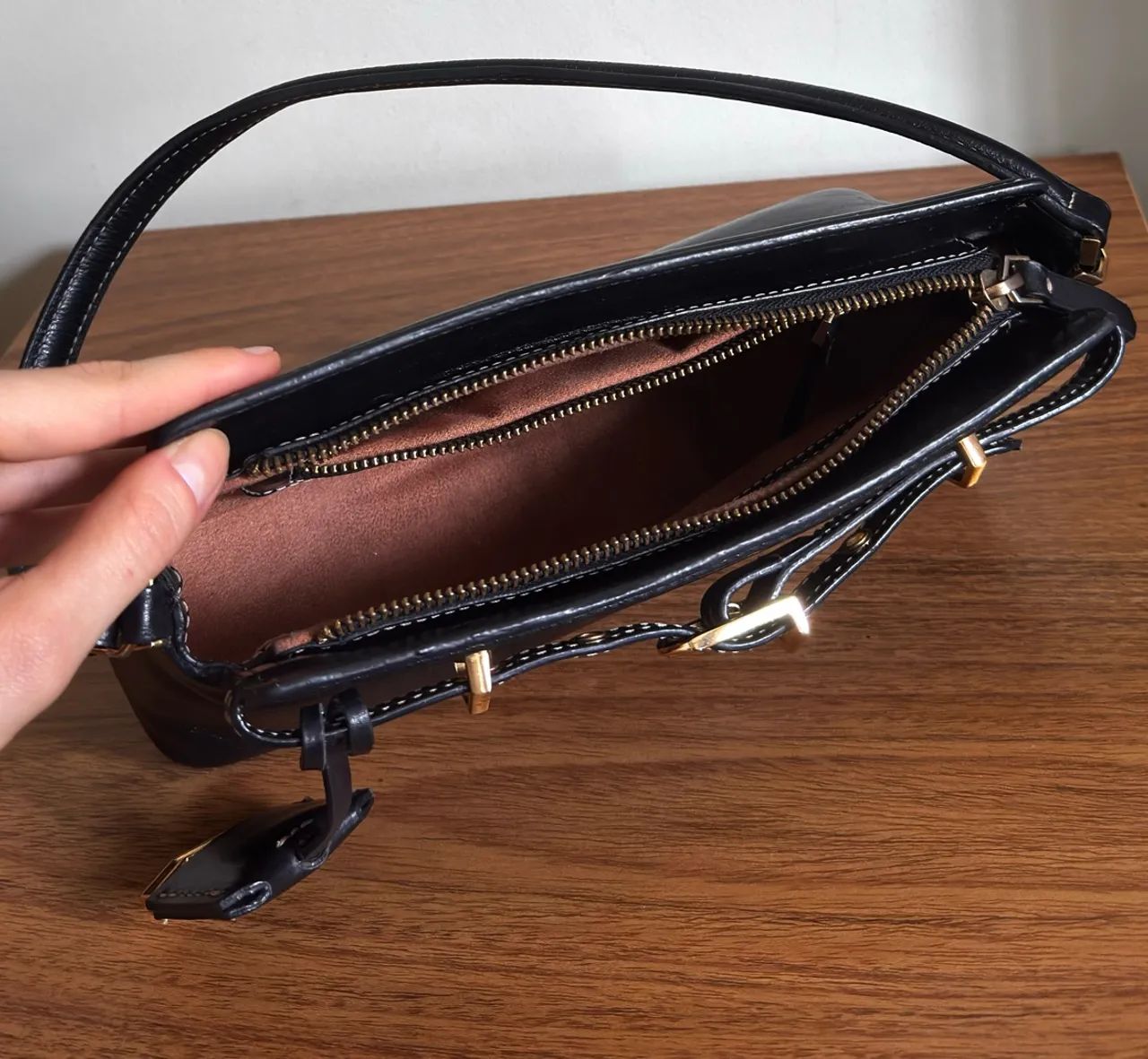 Bolsa Arezzo Couro Legítimo  - Foto 2