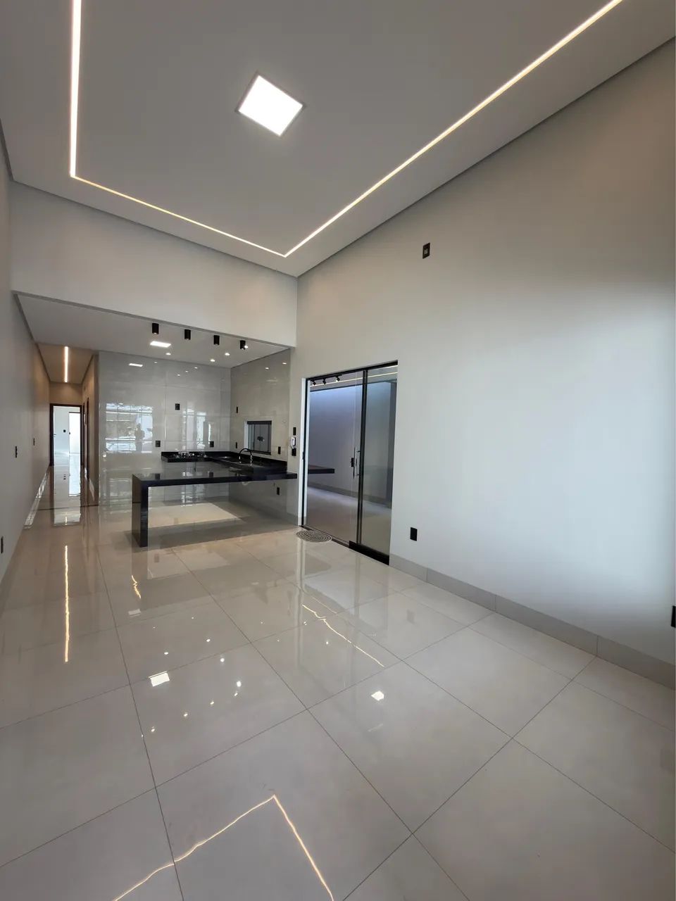 Casa nova - 3 suítes - Plano diretor Norte - 208 Norte 