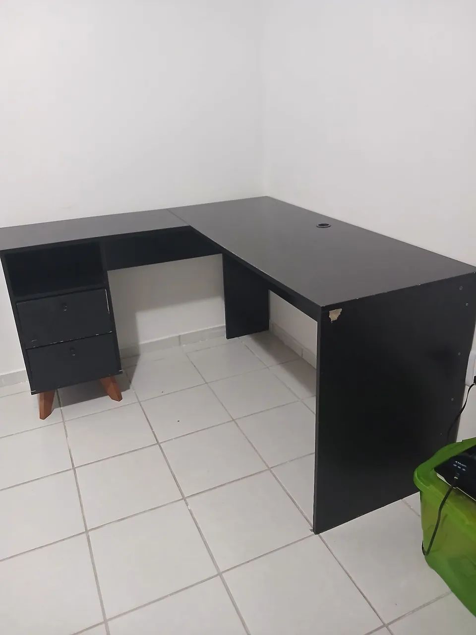 Escrivaninha em L, na cor preta  - Foto 2