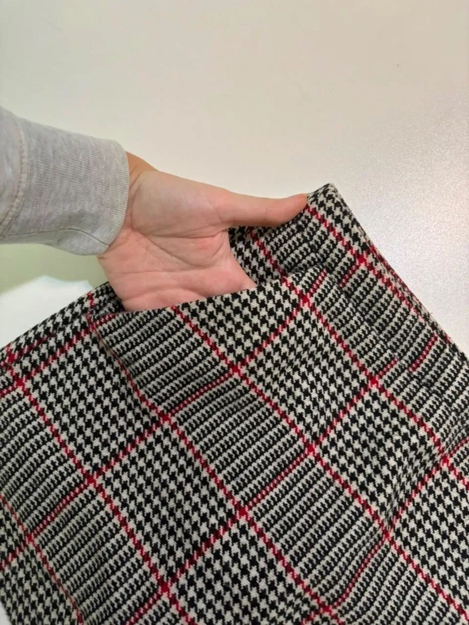 saia xadrez forever 21 tam P com short interno - Foto 4