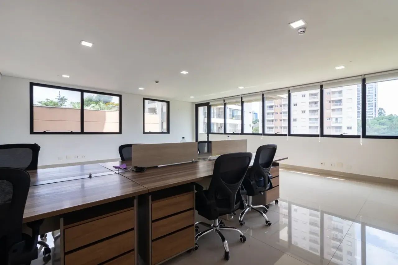 Sala comercial mobiliada com vista panorâmica em Alphaville, Barueri - Foto 2
