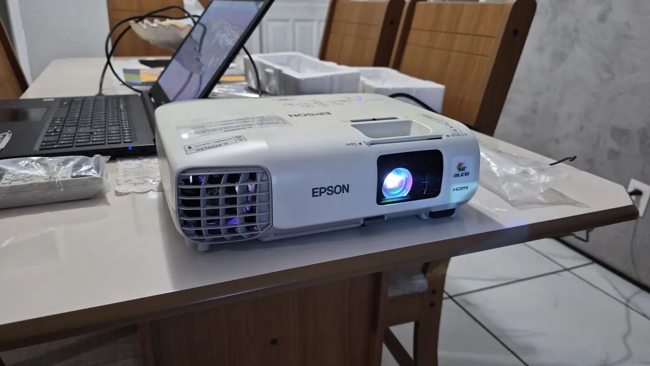Projetor EPSON PowerLite S17 - Foto 4