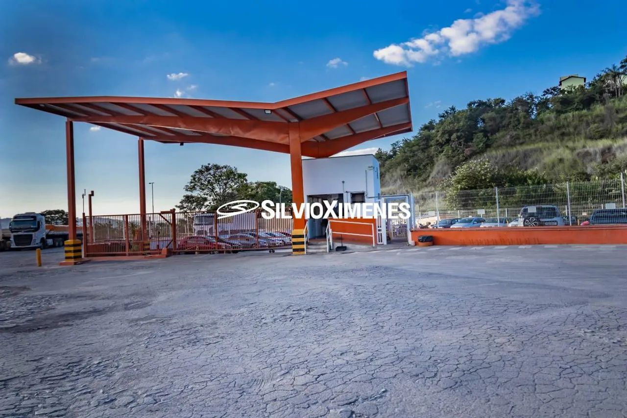 Área/Garagem à venda com 17.389m² e 28 vagas - Foto 2