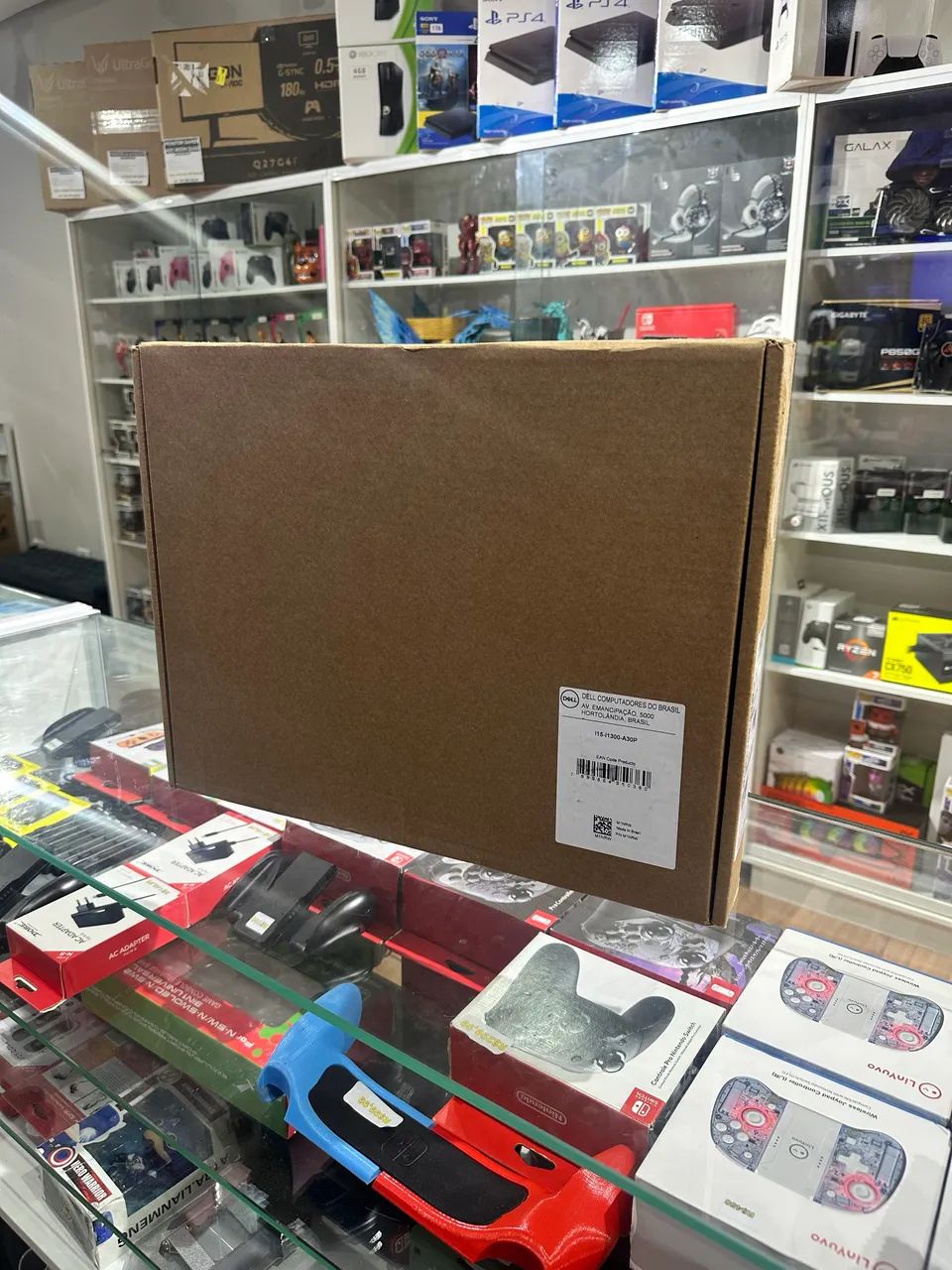 Vendo Ou TROCO Notebook Dell intel i5 13gen  8gb de ram SSD m.2 512gb aceito cartão  