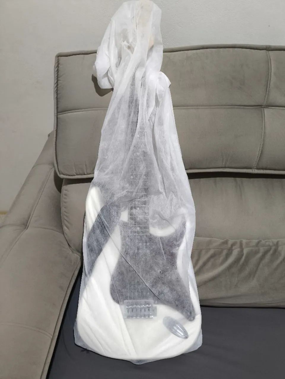  Guitarra Giannini + Amplificador + Suporte - Foto 5